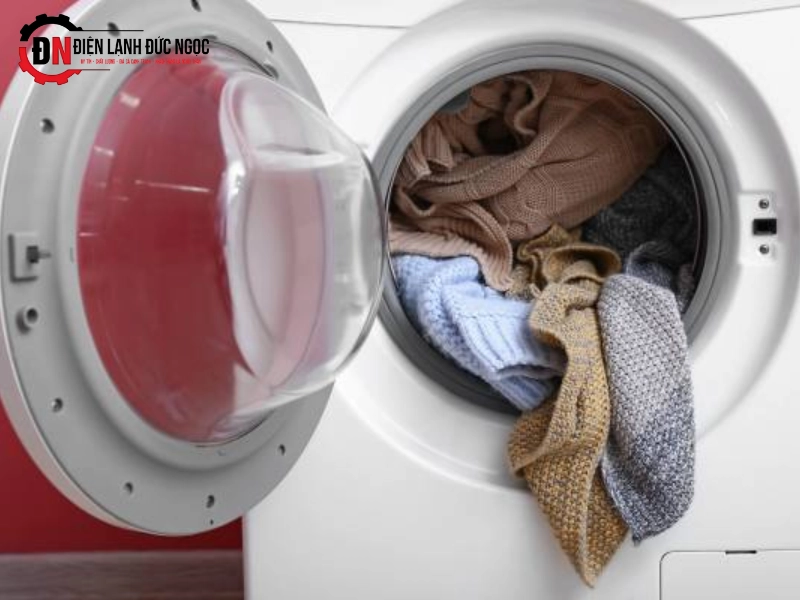 Sử dụng và bảo dưỡng máy giặt đúng cách 