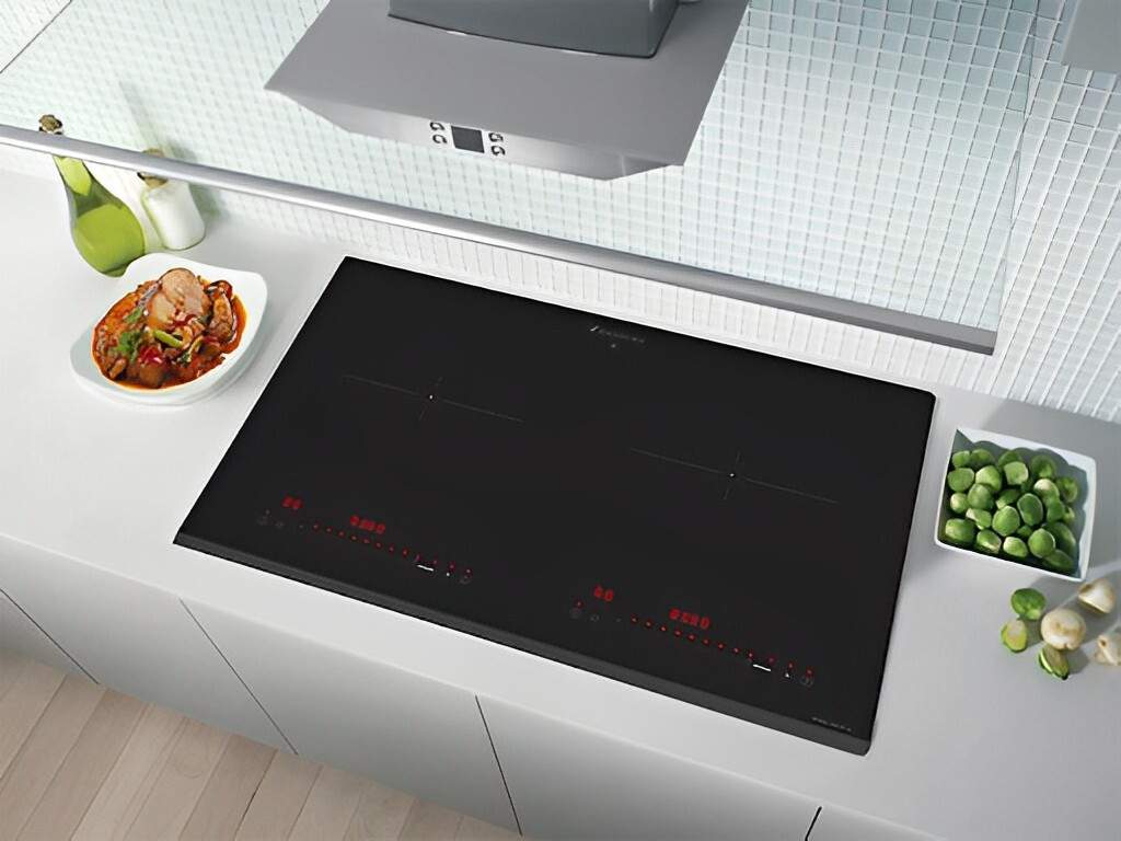 Nguyên nhân và cách sửa bếp từ bị vỡ mặt kính hiệu quả